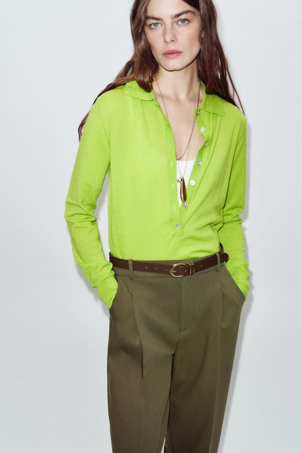 ZARA БРЮКИ С ЗАЩИПАМИ И РЕМНЕМ, ХАКИ