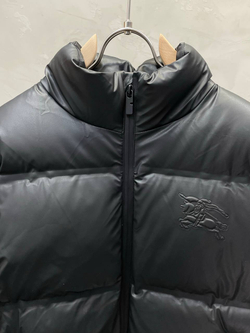 Пуховик Burberry