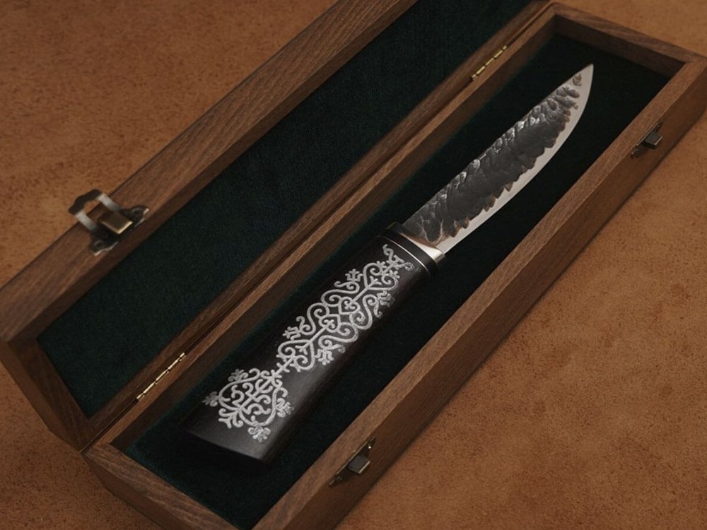 Якутский нож "Амга", сталь Х12МФ, рукоять черный мореный граб