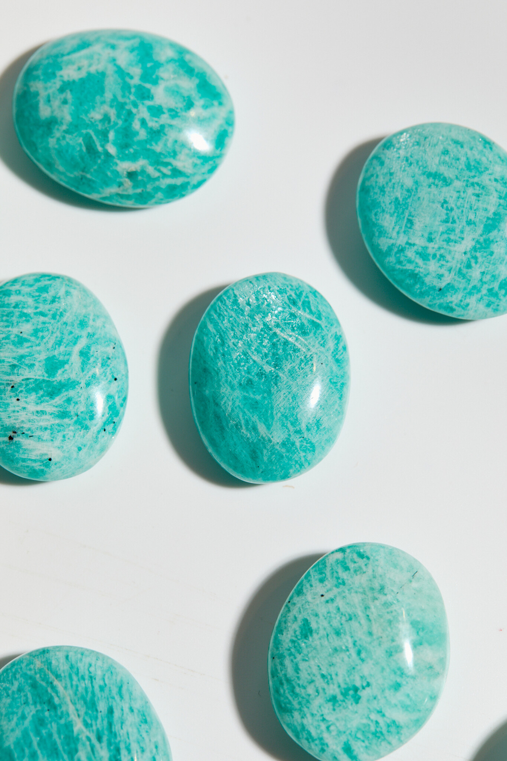 Амазонит галтовка