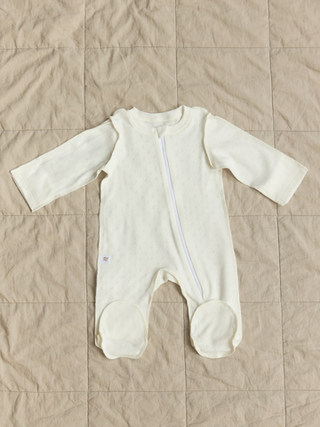 Комбинезон для новорожденных ажурный Молочный