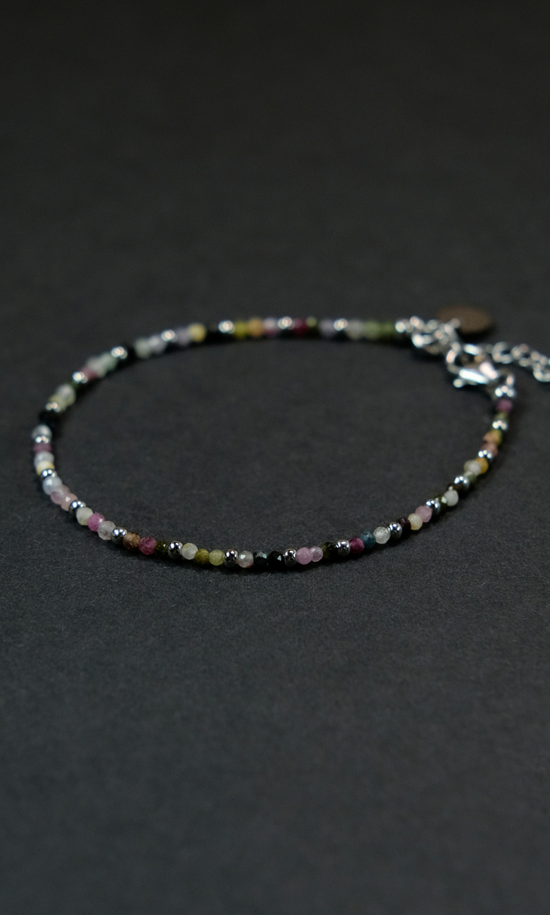 Браслет "Memo about Health" из турмалина с серебряными бусинами на замочке