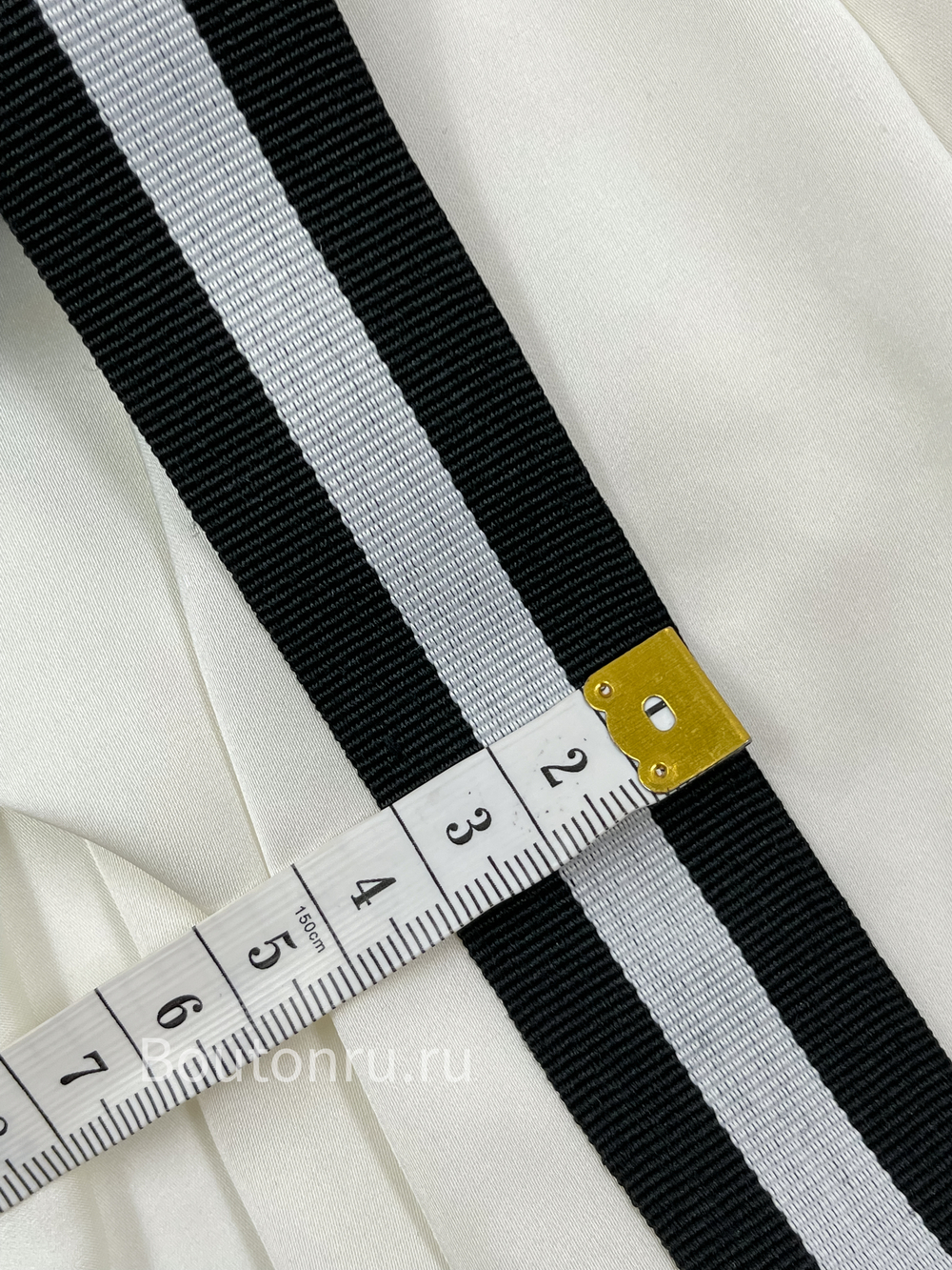 Лента репсовая 3 см черно-белая