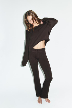 ZARA РАСКЛЕШЕННЫЕ БРЮКИ С ЭФФЕКТОМ ПОТЕРТОСТИ, КОРИЧНЕВЫЙ