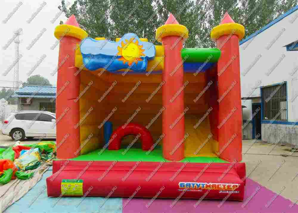 Надувной батут "Солнечный домик", 4*4*4 м