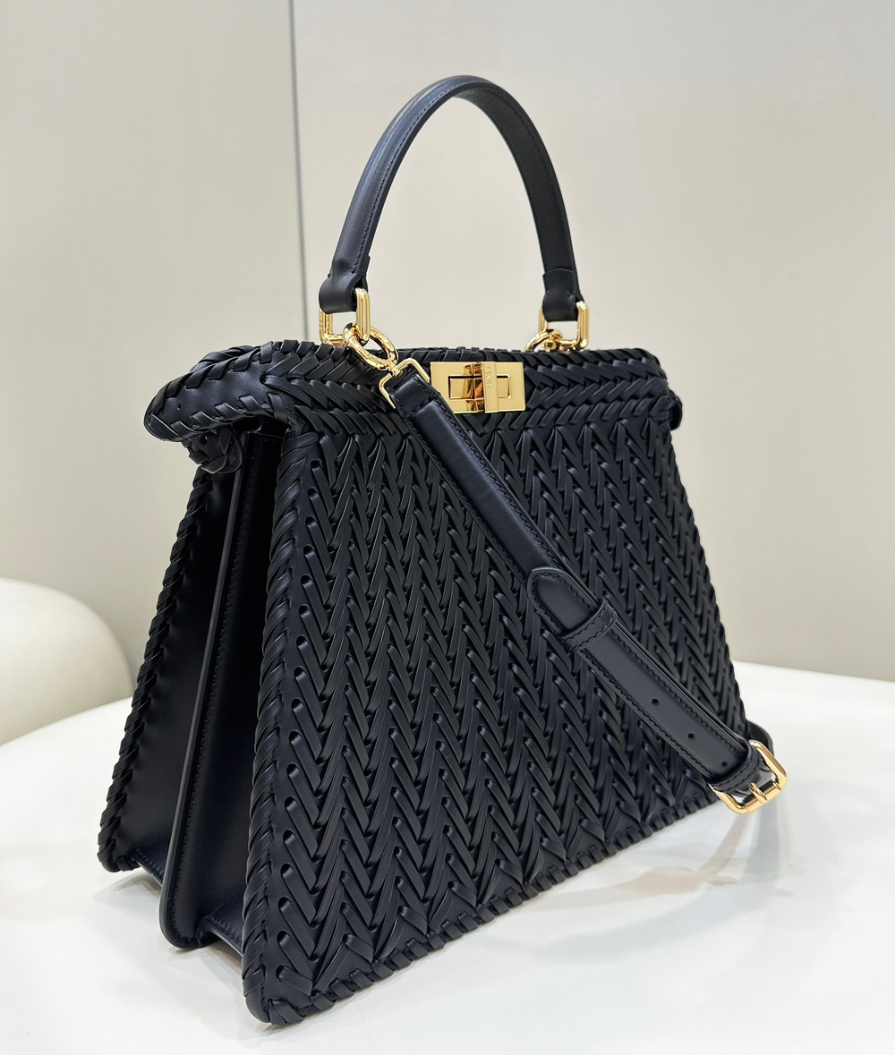 Fendi Peekaboo ISeeU Medium 33 cm