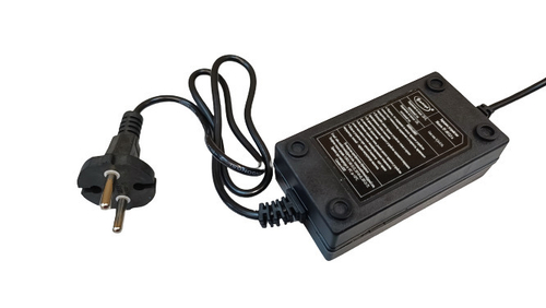 Зарядное устройство для опрыскивателей электрических Умница модель ЗУ-2 для ОЭ-10л-Н, ОЭ-12,5л-Н (0,3-0,5 А)