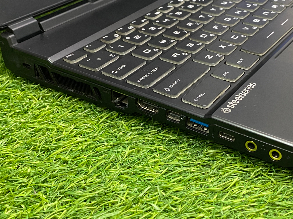 Игровой MSI 15' i5 9300H/GTX 1660Ti 6GB/16GB/512GB/ GL65 9SDK-081RU[9s7-16u512-081]/Windows 10