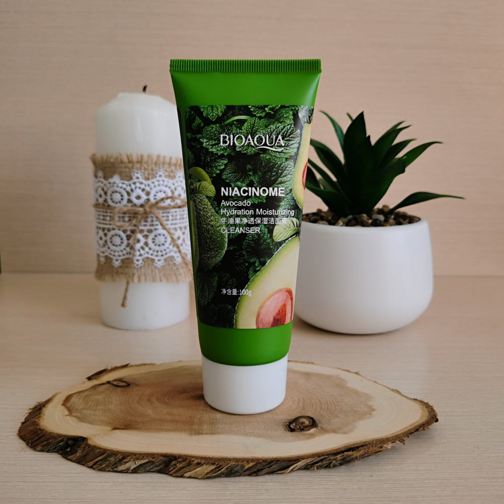 Пенка для умывания с маслом авокадо, 100г