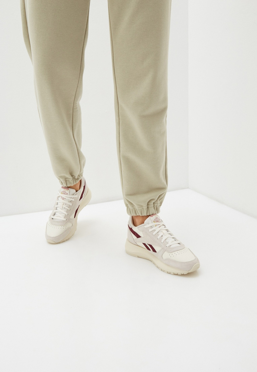 Кроссовки женские REEBOK CLASSIC LEATHER SP ex-IE4884