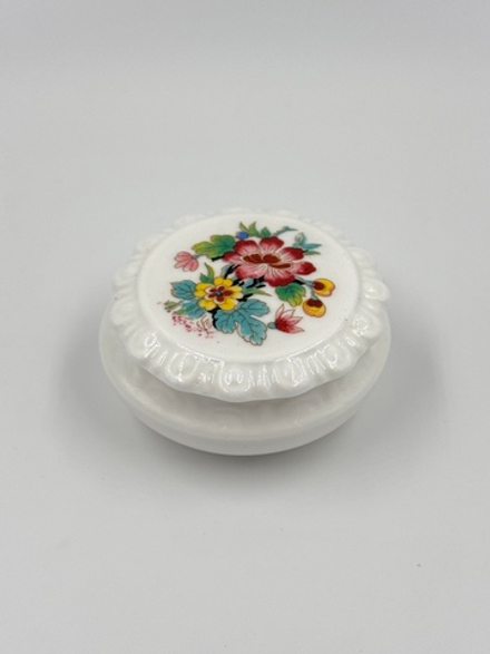 Миниатюрная шкатулка Coalport