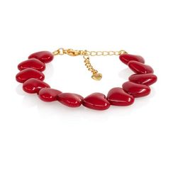 Браслет с красными бусинами в форме Сердец