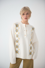 Джемпер с вышивкой MARIS