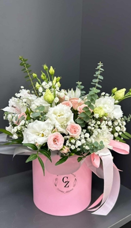 Композиция в корзине