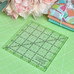 Линейка для пэчворка в дюймах, 5 ½ х 5½" (арт. D05-S)