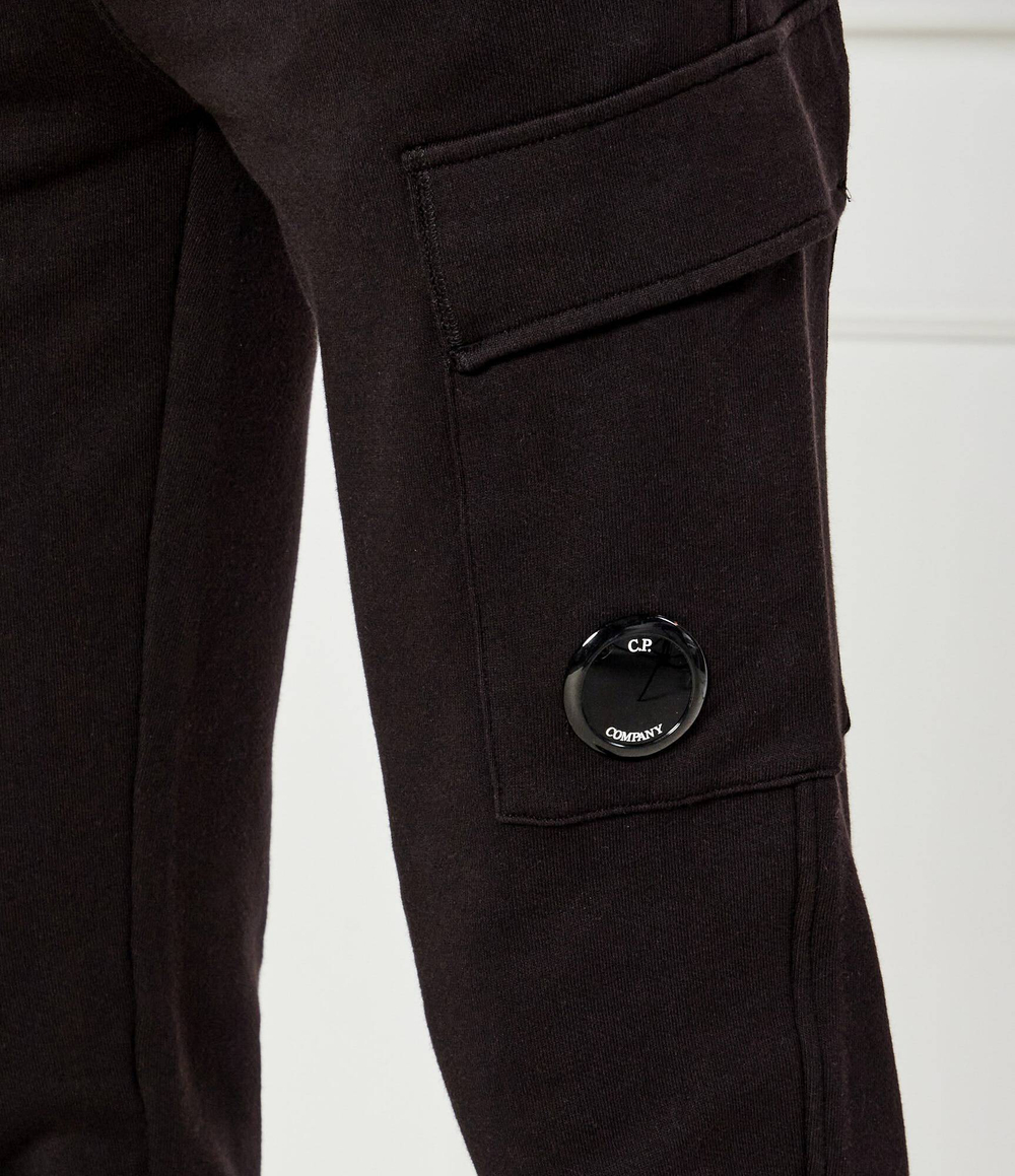 Спортивные штаны C.P. Company - черный(18CMSP017A005086W)