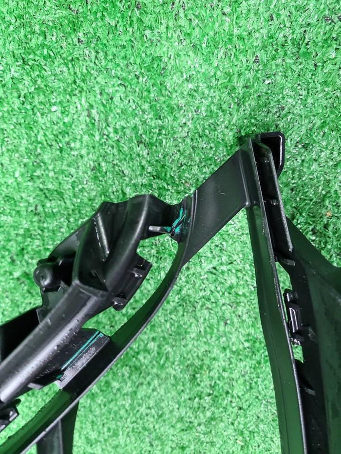 Решетка перед бампера Porsche Panamera 971 (20-24)