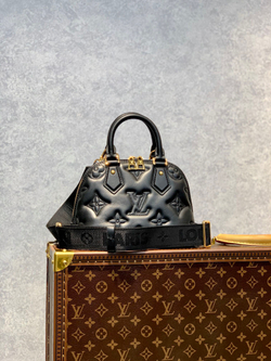 Louis Vuitton Alma BB