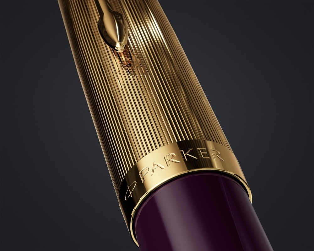 Шариковая ручка Parker 51 DELUXE PLUM GT, цвет чернил черный