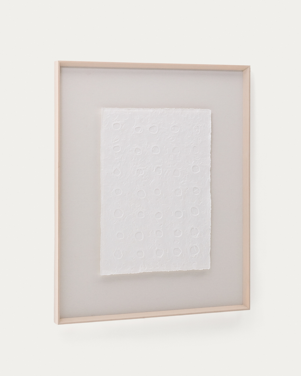 Olvin Абстрактная картина на белой переработанной бумаге с рельефным рисунком 103.6 x 123.6 cm