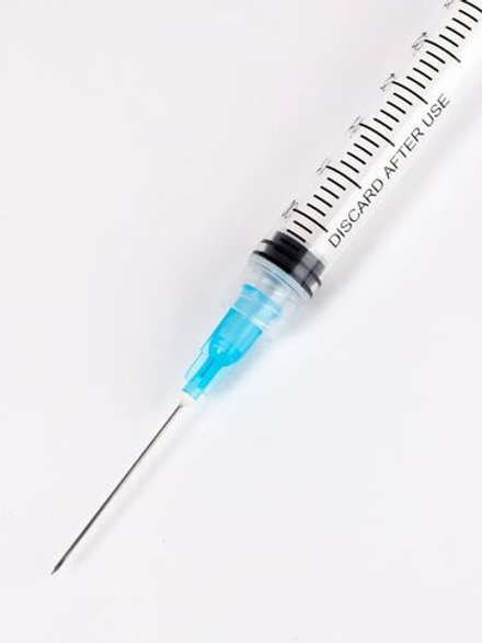 Шприц медицинский 3 мл для инъекций с иглой LUER-лок 0,6*32 мм, стерильный одноразовый (10 шт. в уп.)