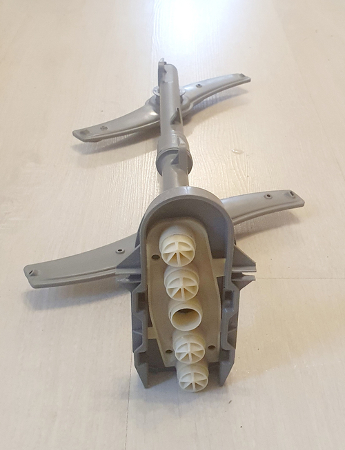 Верхние разбрызгиватели с подводящей трубой-кронштейном посудомоечной машины Bosch