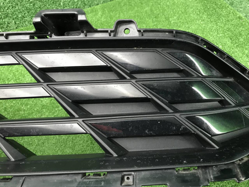 Решетка переднего бампера Geely Atlas 2 (23-нв)