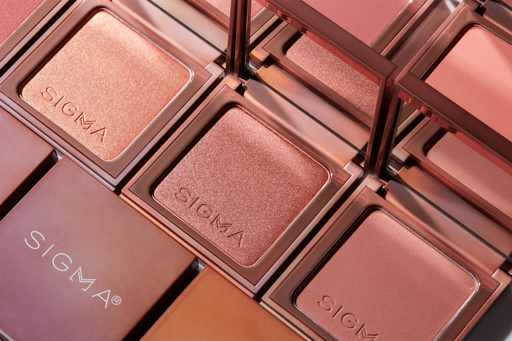 Sigma Beauty Blush - Стойкие румяна с зеркалом, 7,8 g