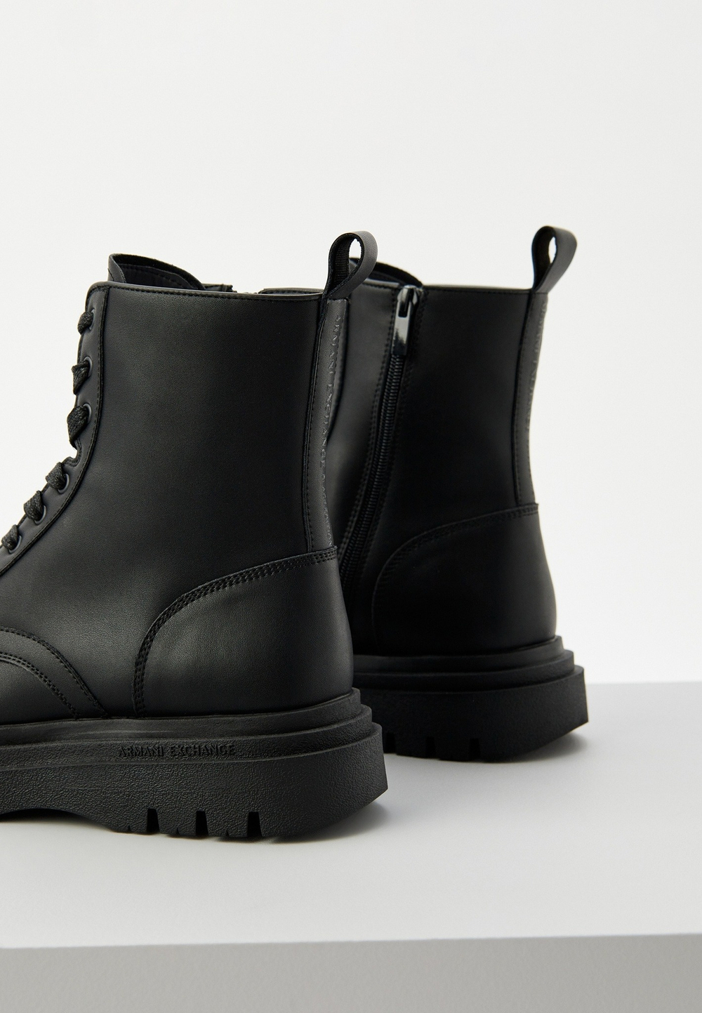 Ботинки мужские ARMANI EXCHANGE Black Edition