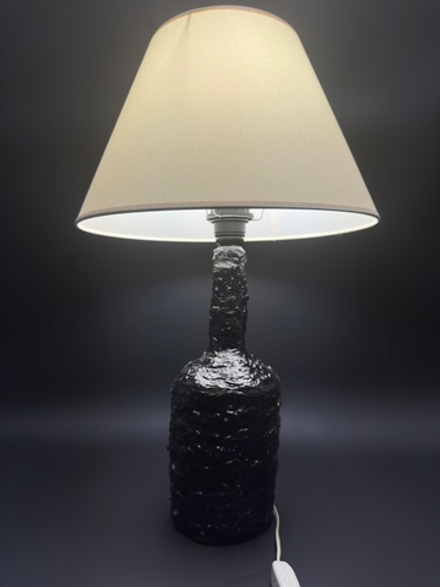 Дизайнерская настольная лампа