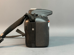 Nikon D5600 kit AF-P 18-55mm VR 11.282 кадров