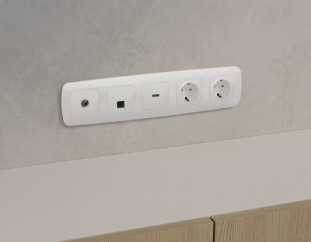 MO112010 Комплект механизма компьютерной розетки OMEGA Белый глянец RJ-45(8P8C) CAT6 с шторкой QUANT (OP1120, VM188)