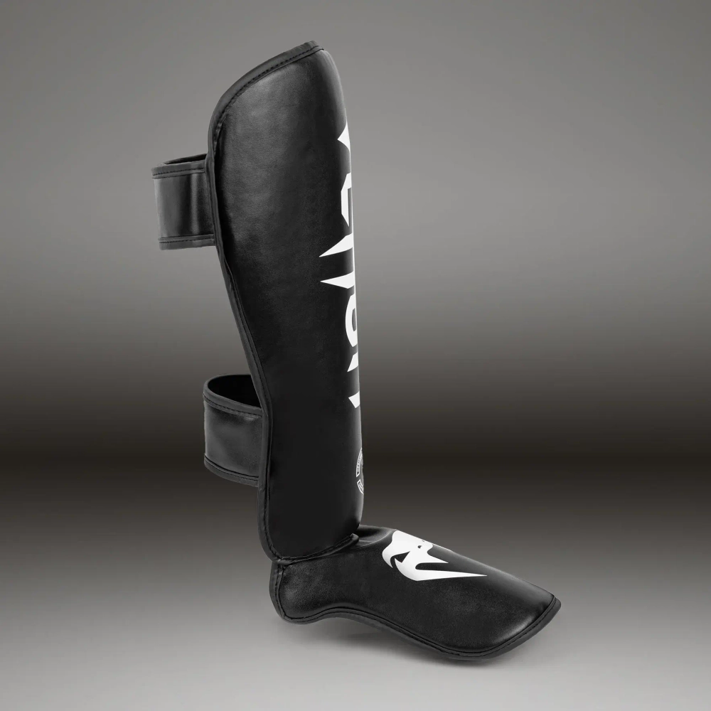 защита ног Venum Challenger Black/White