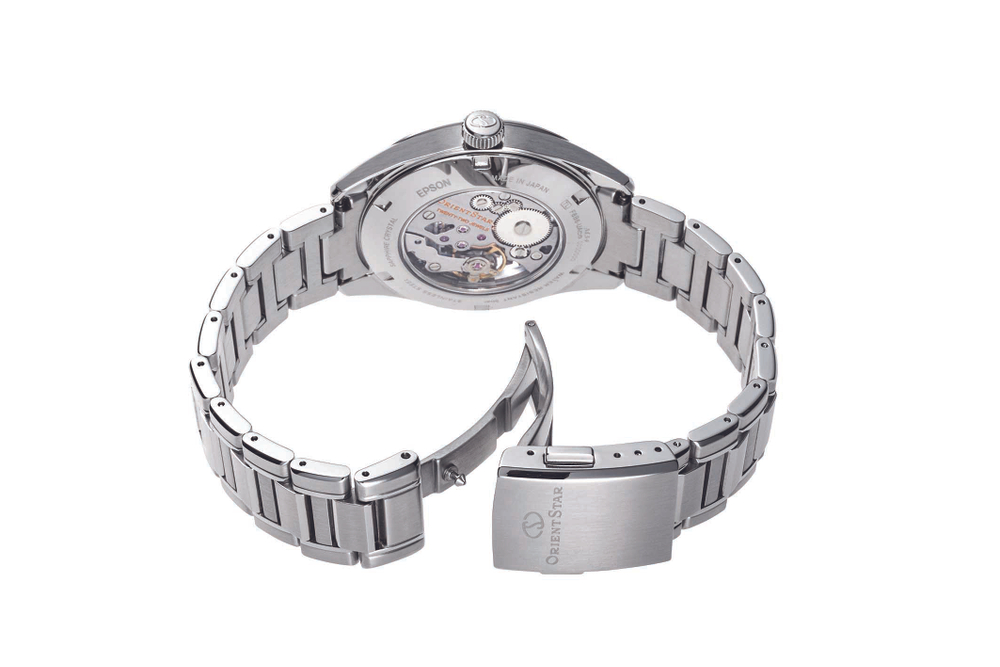 Часы механические Orient Star Classic RE-AZ0101N00B