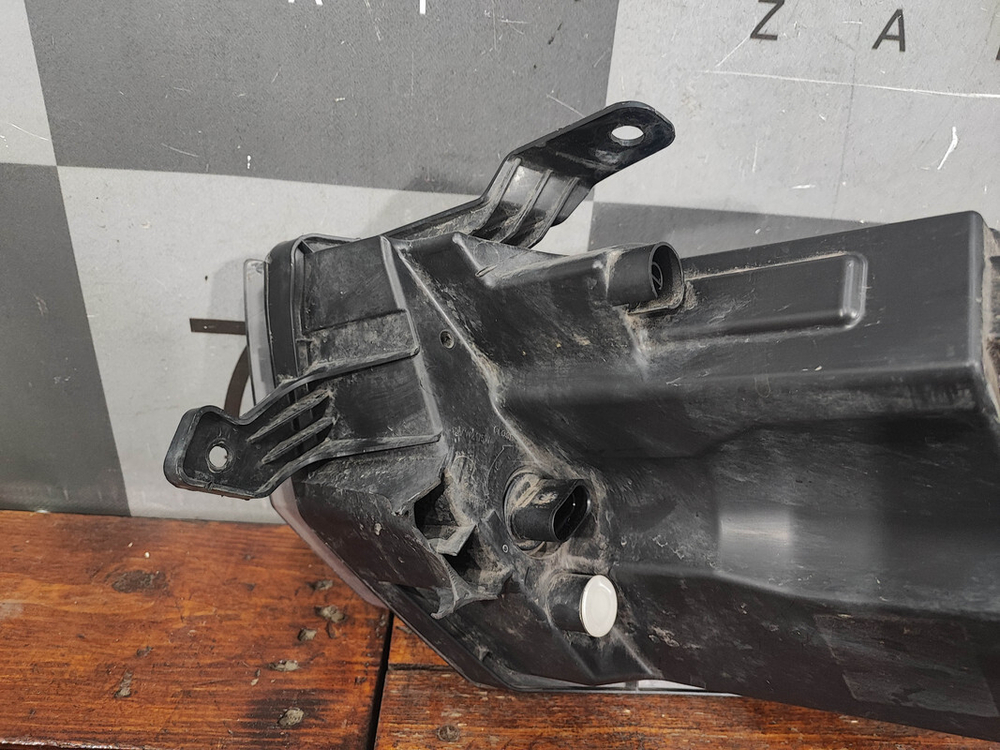 Фара правая LADA Granta 18-нв Б/У Оригинал 8450100856