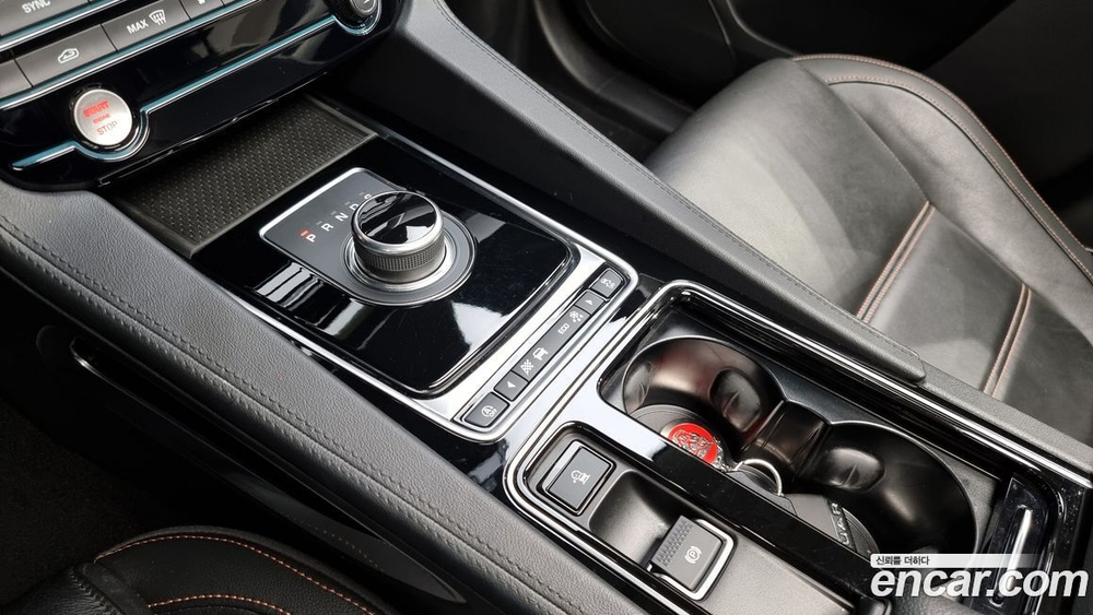 Jaguar F-PACE 20d Prestige (09.2019)