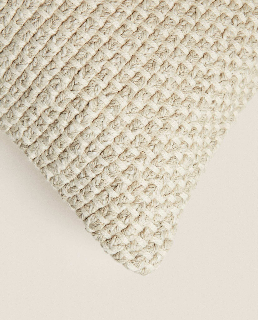 ZARA HOME ПЛЕТЕНЫЙ ЧЕХОЛ ДЛЯ ДЕКОРАТИВНОЙ ПОДУШКИ , СВЕТЛО-БЕЖЕВЫЙ