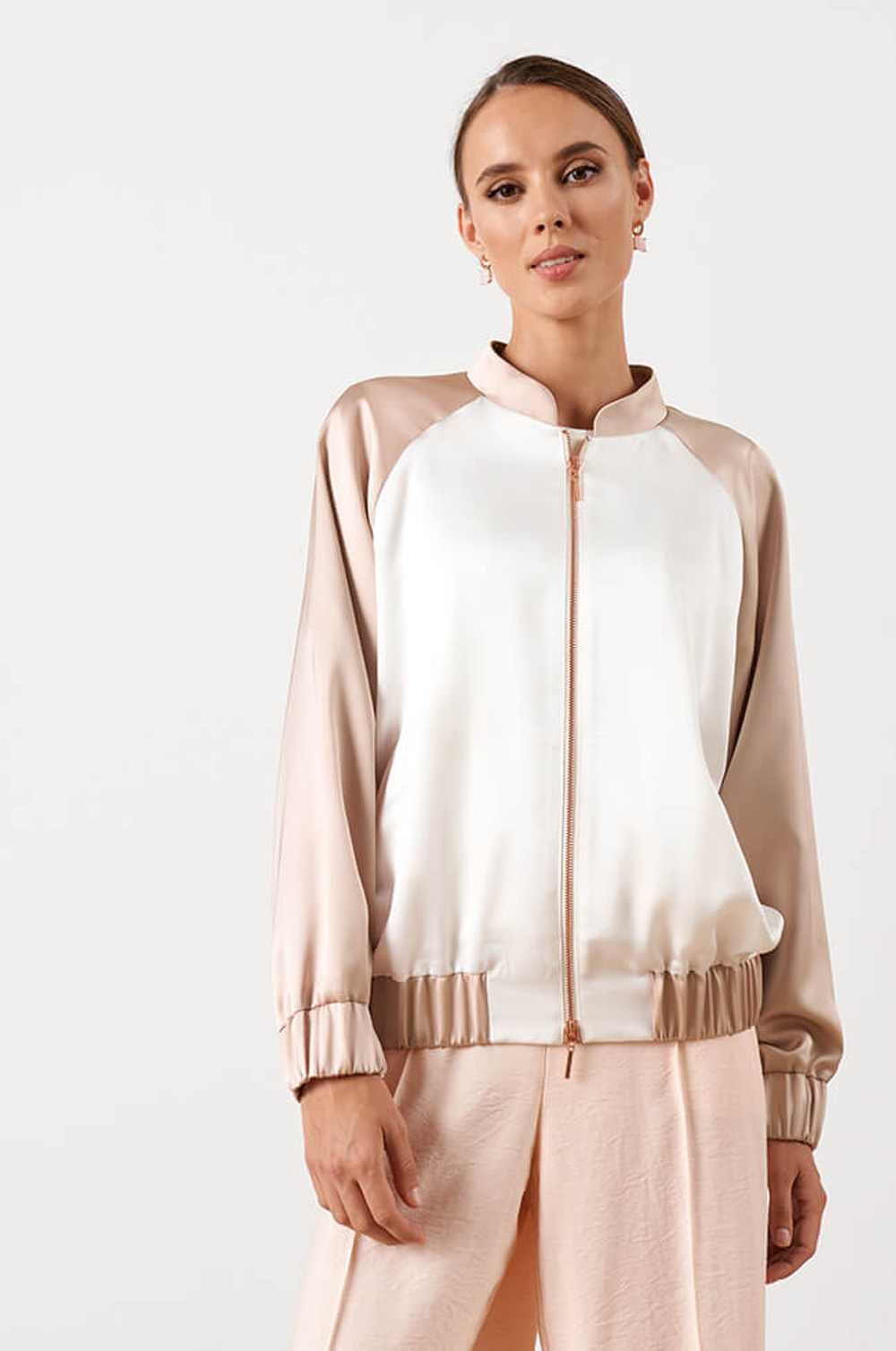 1860 Жакет женский (пудровый/молочный)