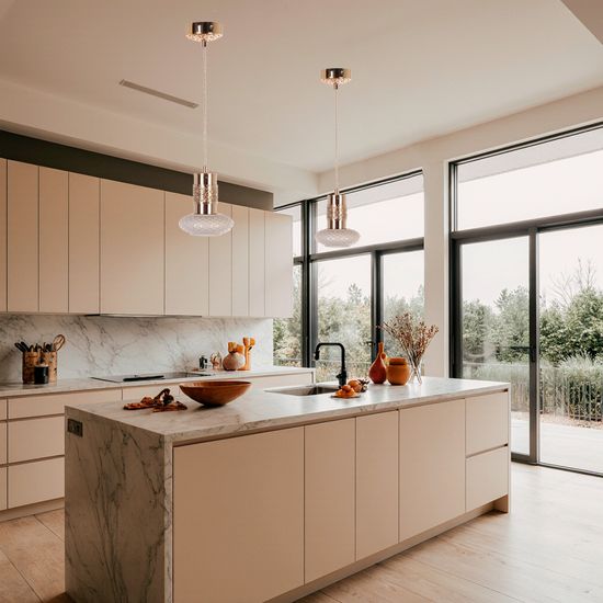 Подвесная люстра LA LAMPADA 50508 (L.462/1.26 WHITE)