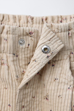 ZARA ВЕЛЬВЕТОВЫЕ БРЮКИ С ЦВЕТОЧНЫМ ПРИНТОМ, ЭКРЮ