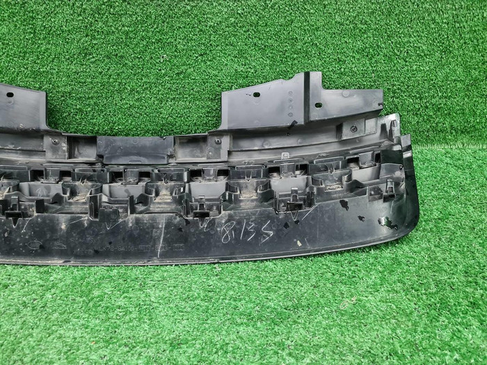 Решетка радиатора Land-Rover Discovery Sport 19-нв