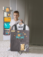 Детский чехол с карманами 80х50. Львенок в машине