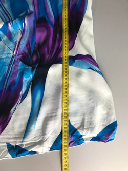 Платье для яркого образа, визуально на 40/42 размер