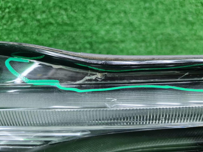 Фонарь крышки багажника Porsche Macan 95b (18-нв)