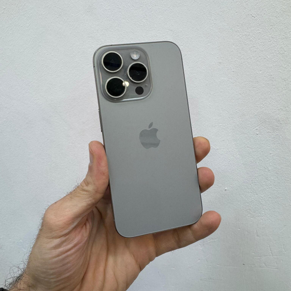 Apple iPhone 15 Pro 256GB 99% АКБ без ремонта без вскрытия (полный комплект)