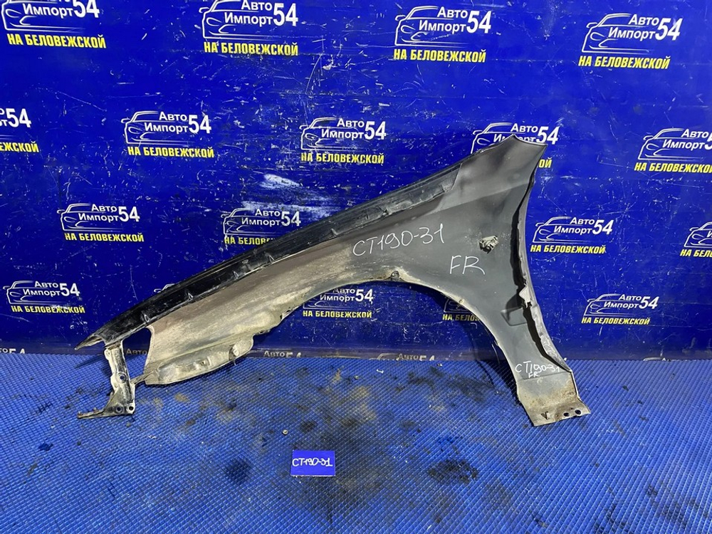 Крыло переднее правое TOYOTA CALDINA 1994