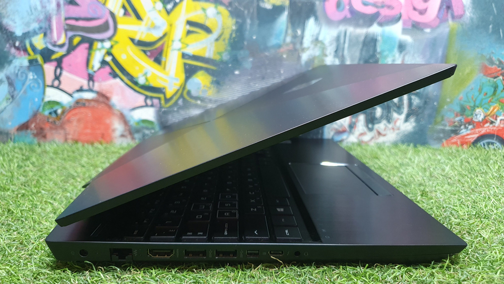 Игровой HP i7-10/16Gb/ RTX 2060 6Gb/144Hz/Omen 15-dh1026ur [22n20ea]/Windows 10