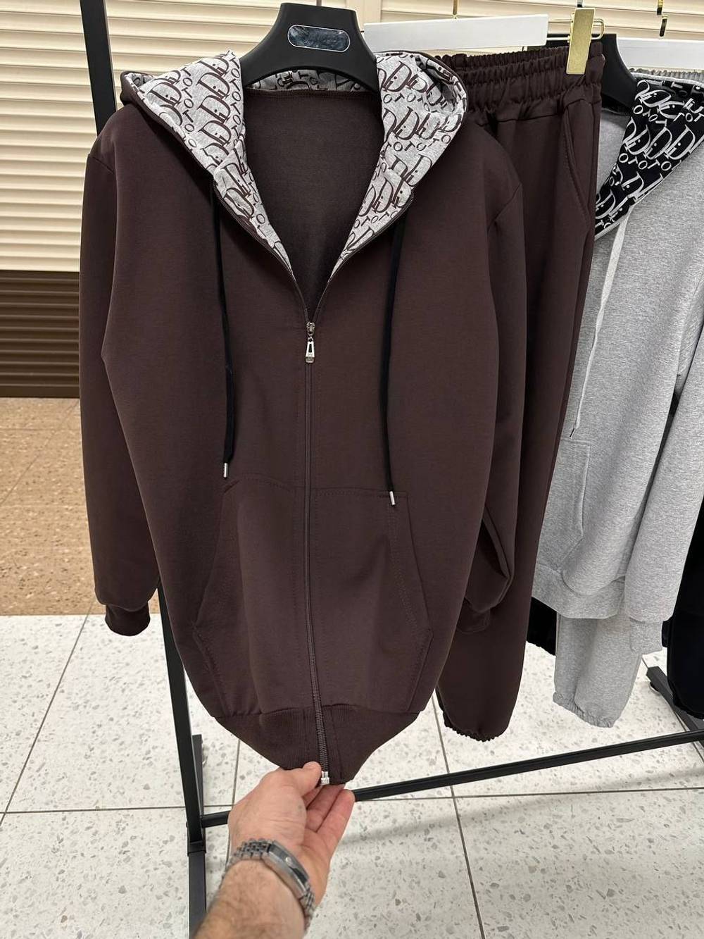 Мужской спортивный костюм-двойка