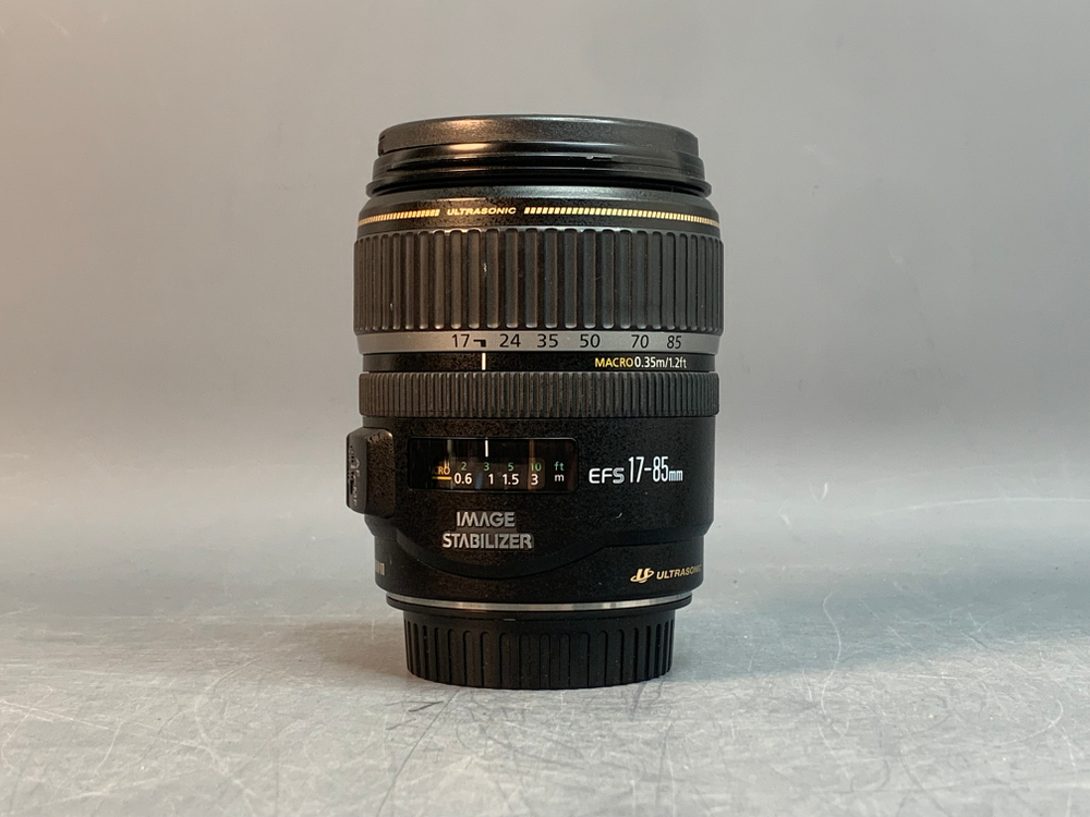 Canon EF-S 17-85mm 4-5.6 IS USM