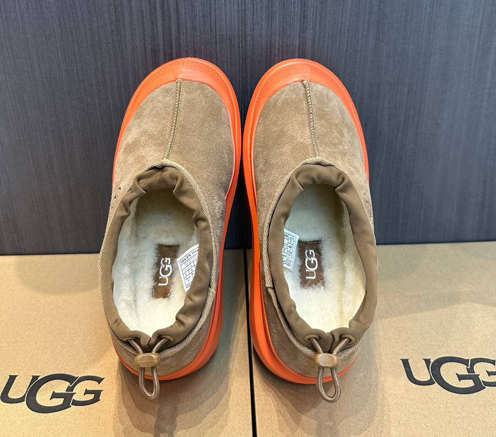UGG